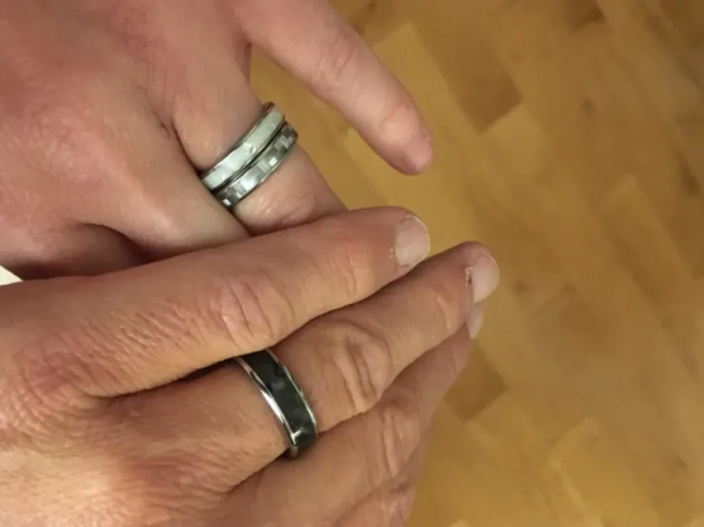 Black Carbon Fiber Titanium Ring Band