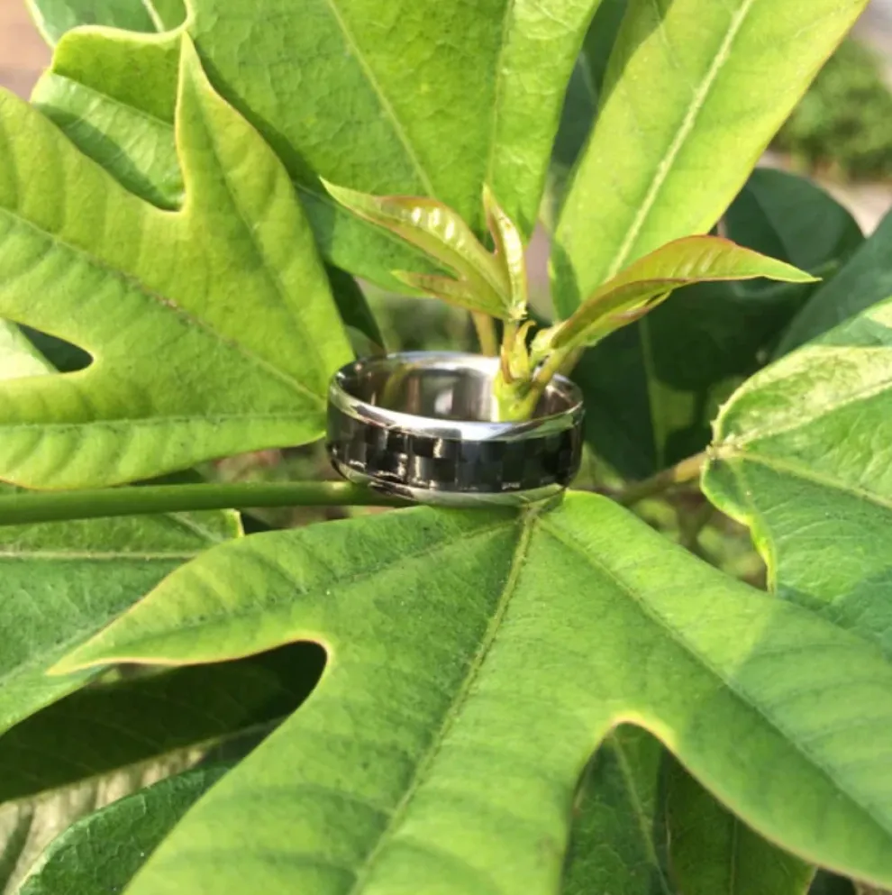 Black Carbon Fiber Titanium Ring Band