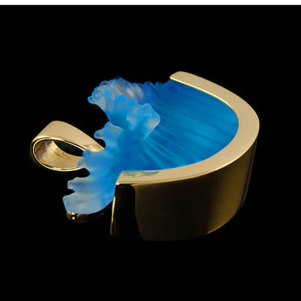 14K Large Yellow Gold Wave Pendant With Diamond