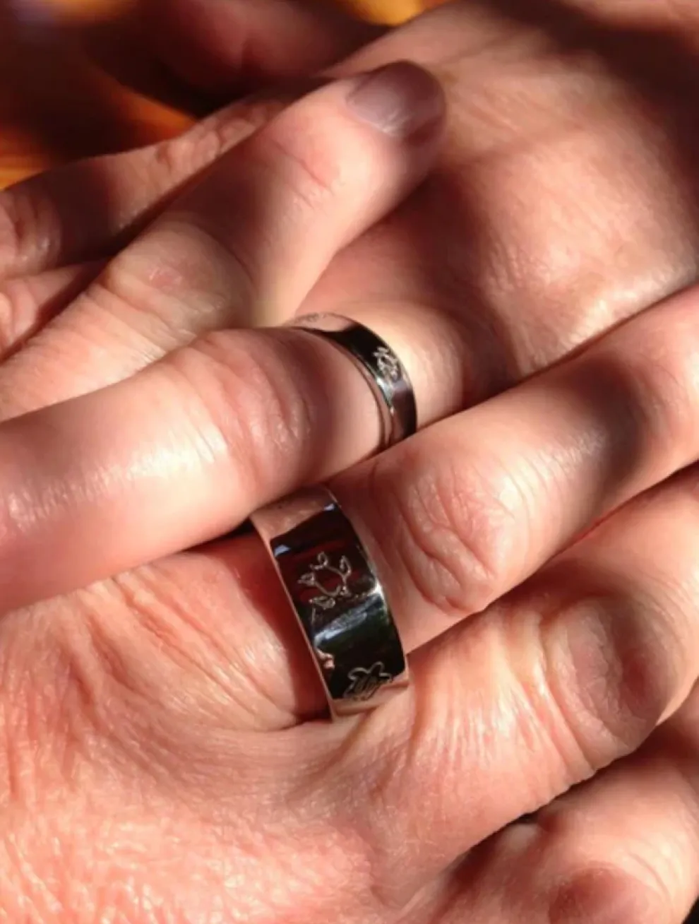 Turtle Engraving Titanium Ring Band